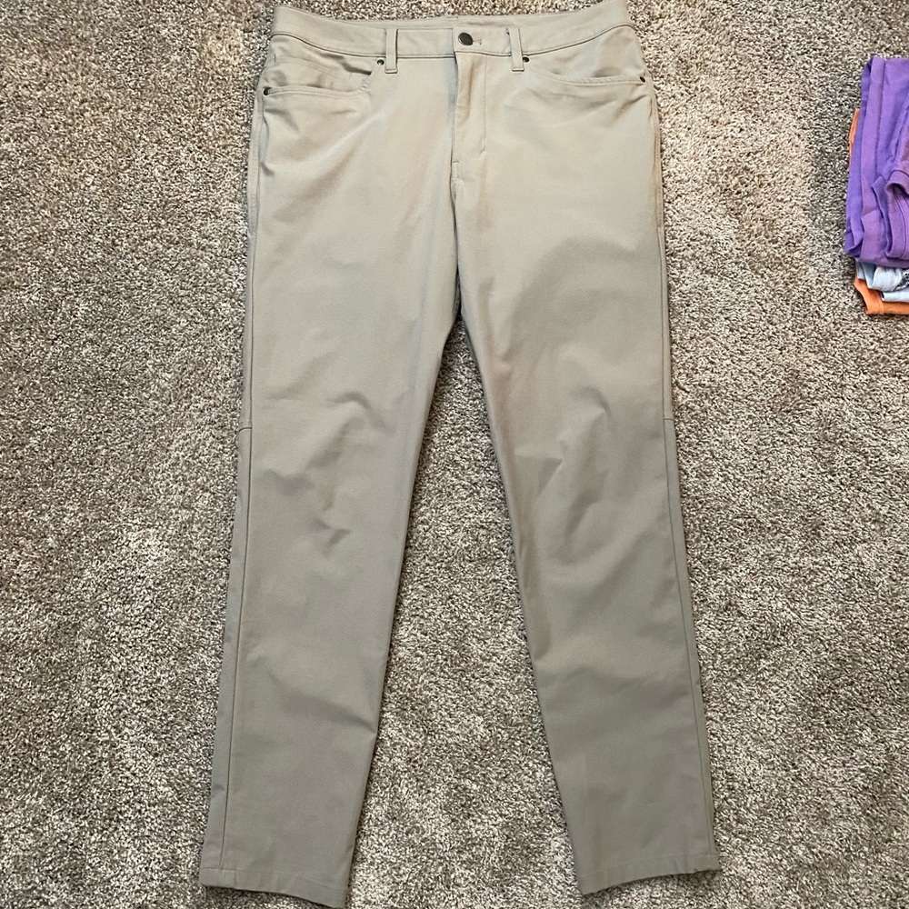 Men’s Lululemon Athletica ABC Pants Slim Fit